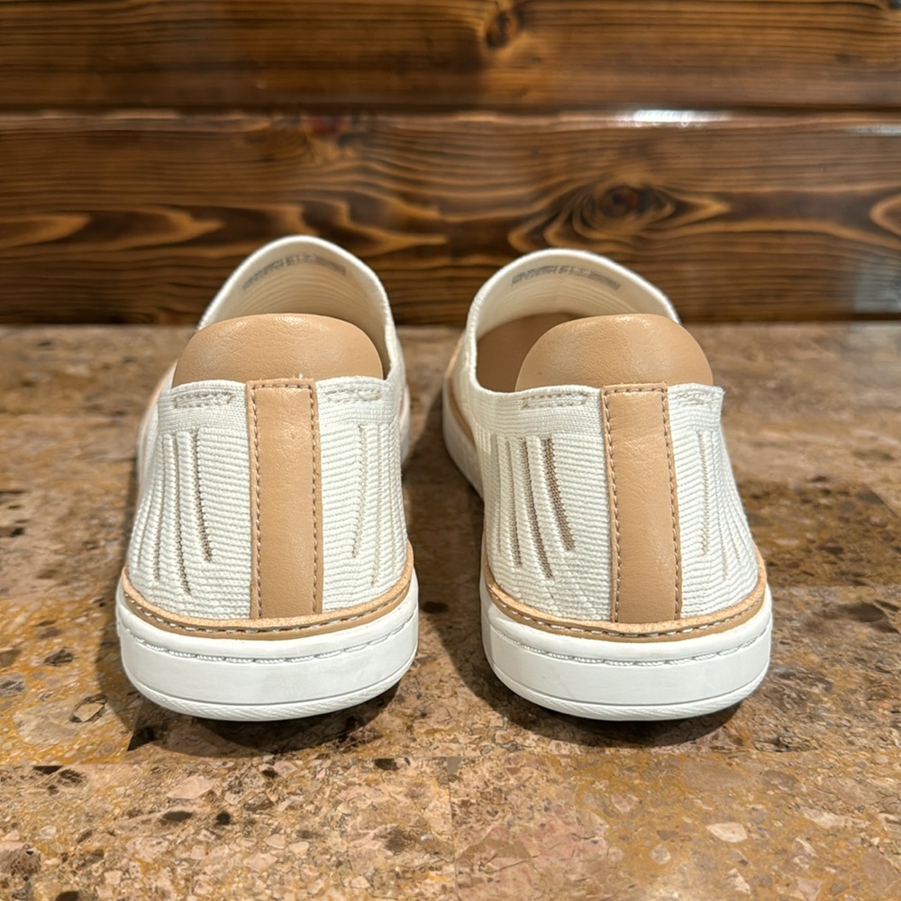 UGG Sammy Breeze Sneakers - Picture 5 of 12